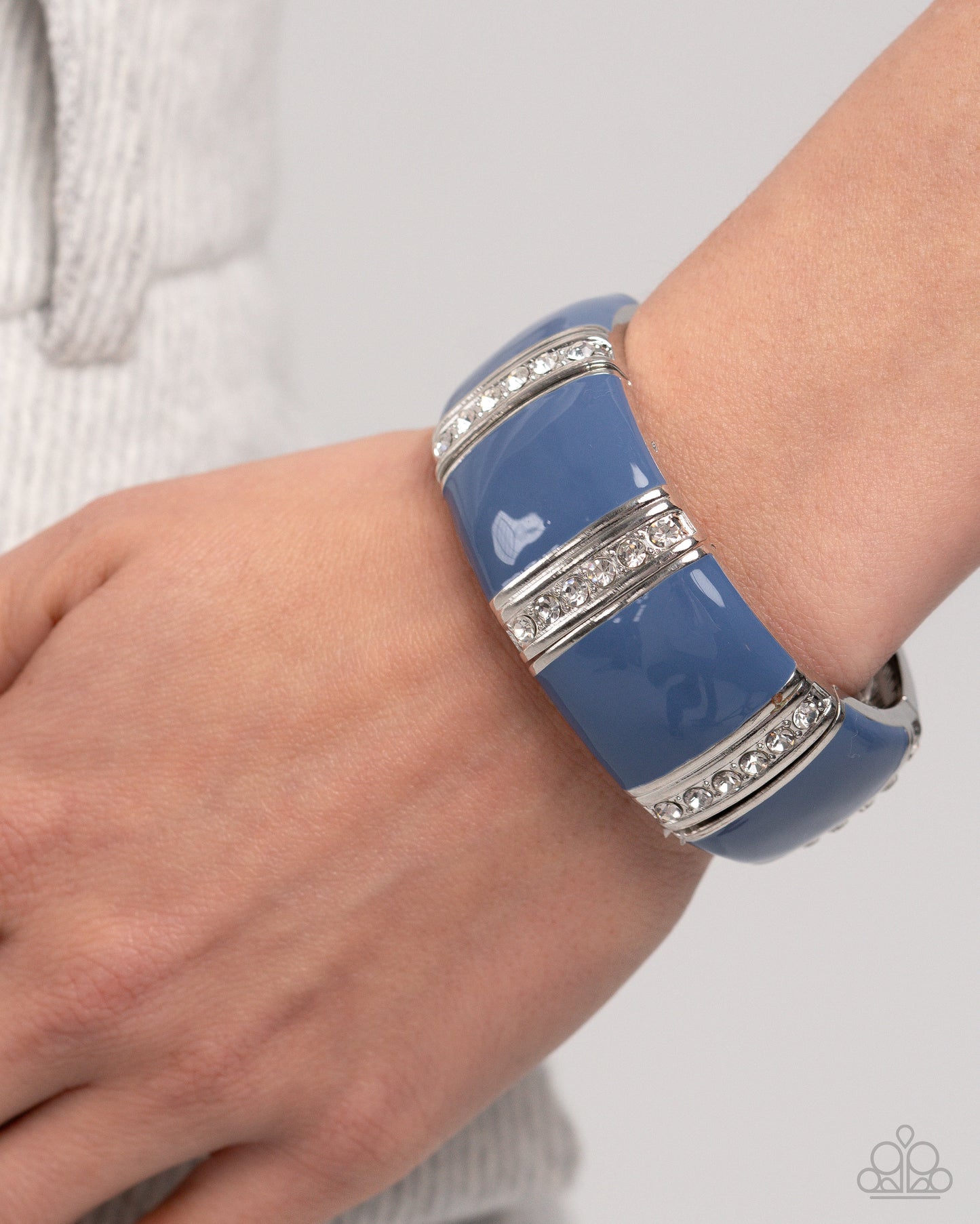 Colored Cameo - Blue - Paparazzi - Accessories - Bracelet
