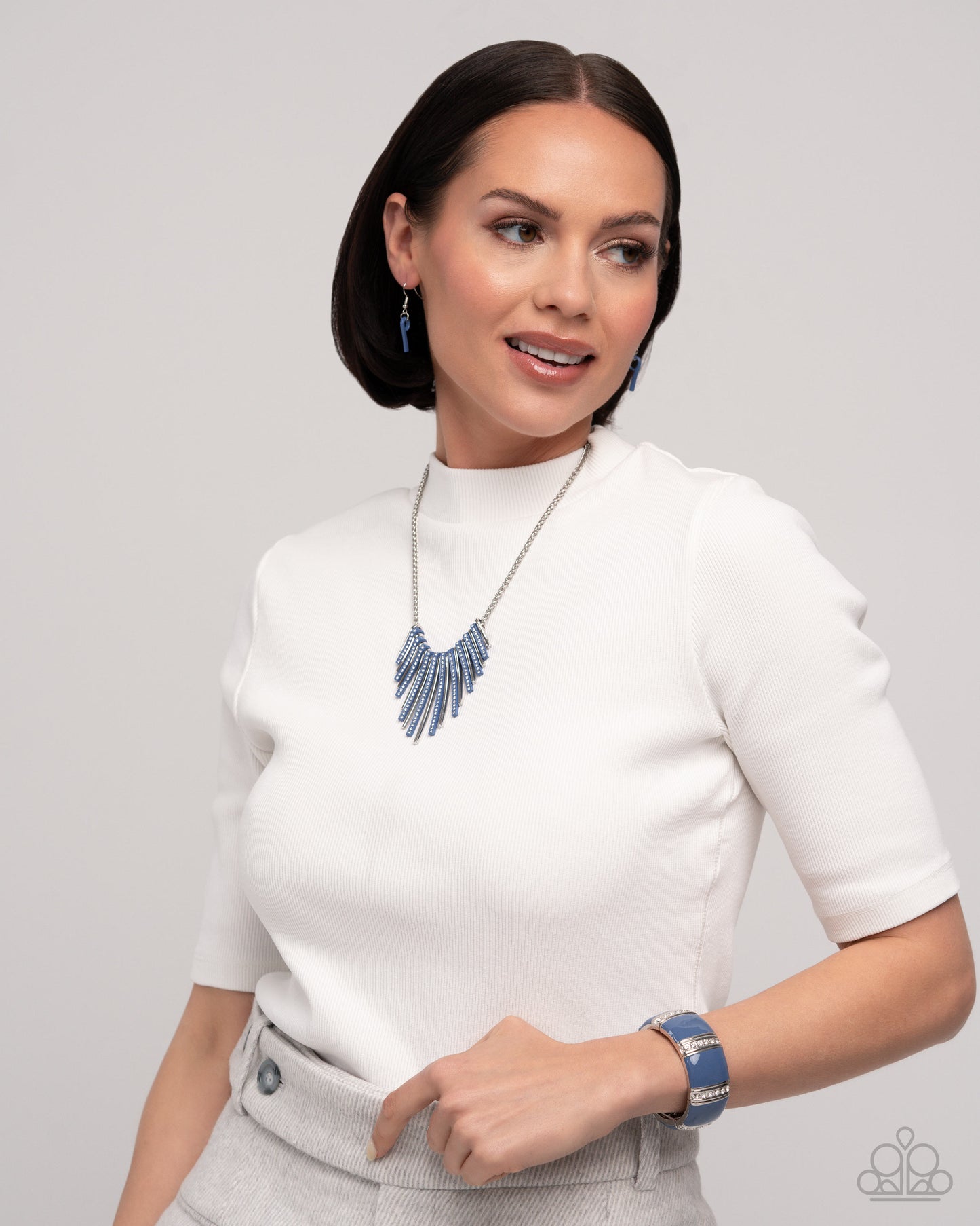 Colored Cameo - Blue - Paparazzi - Accessories - Bracelet