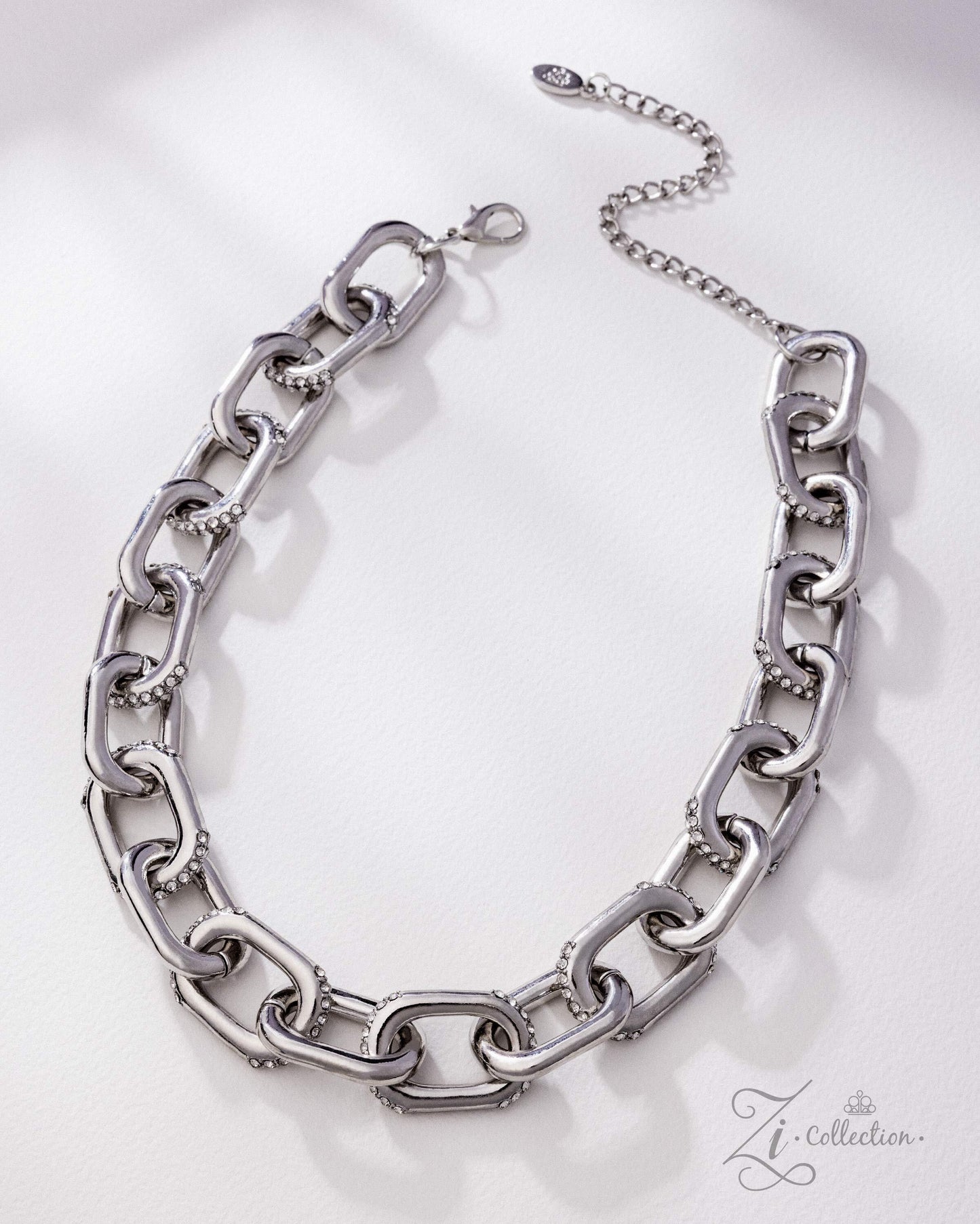 Insistent - Silver - Zi Collection