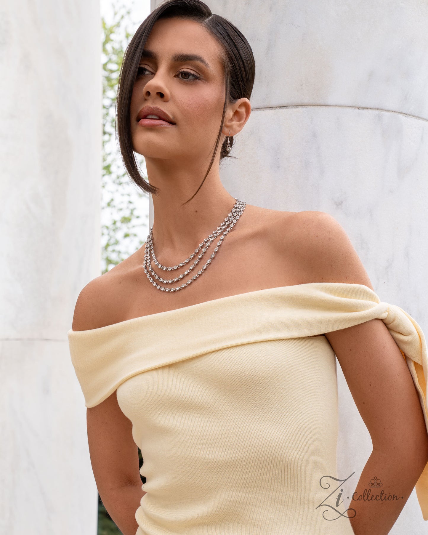 Demure - Silver - Zi Collection