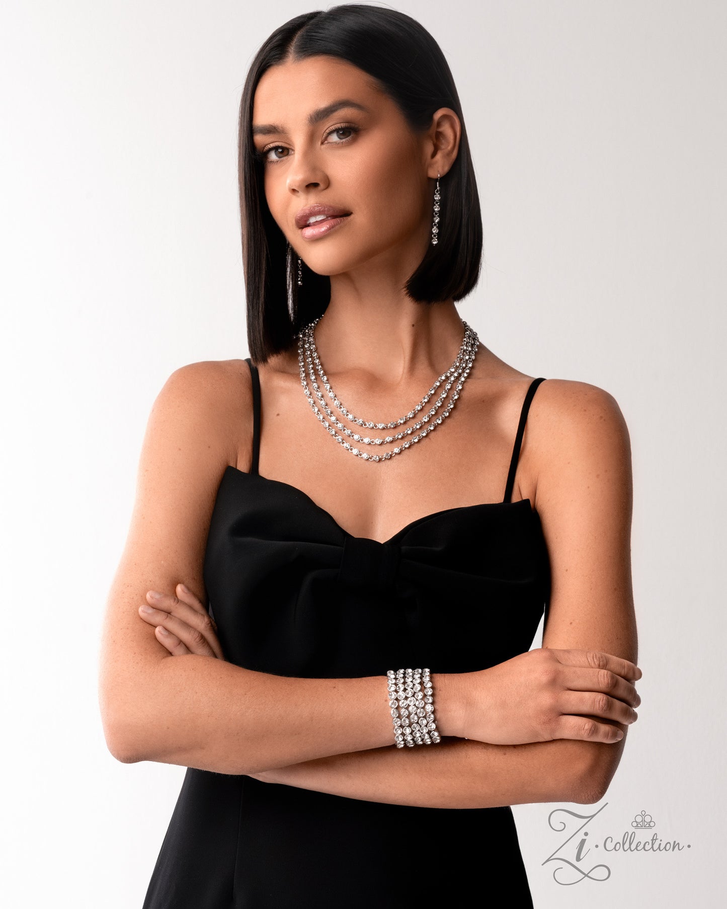 Demure - Silver - Zi Collection