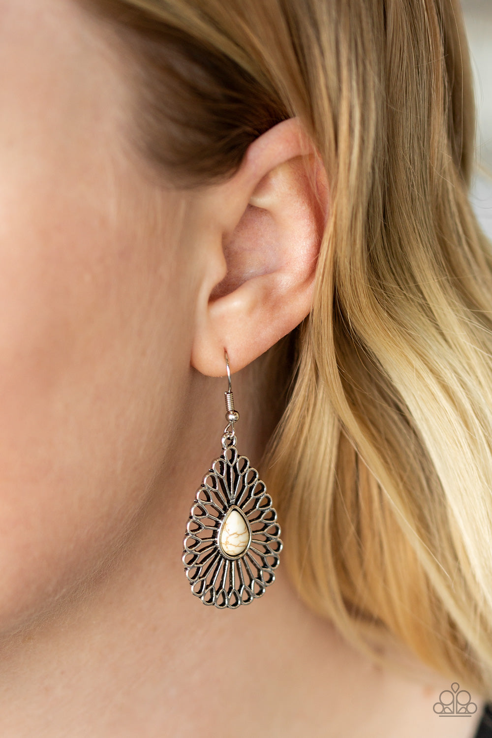 Simply Sedimentary - White