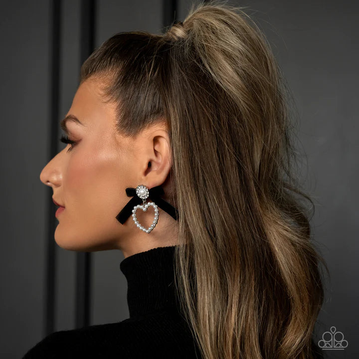 BOW AND THEN" BLACK POST EARRINGS